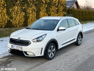 Kia Niro 1.6 GDI Hybrid M