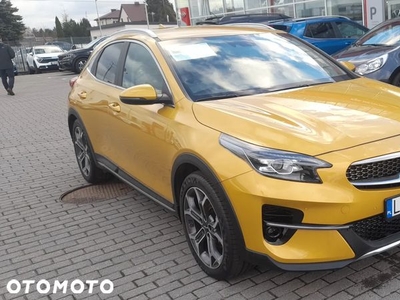 Kia XCeed 1.5 T-GDI Business Line DCT