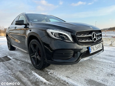 Mercedes-Benz GLA 250 4-Matic AMG Line