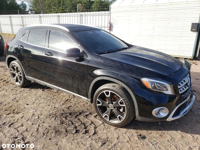 Mercedes-Benz GLA 250 7G-DCT