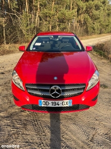 Mercedes-Benz Klasa A 180 (BlueEFFICIENCY)