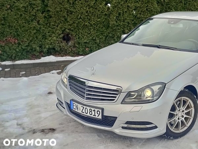 Mercedes-Benz Klasa C 180 BlueEFFICIENCY