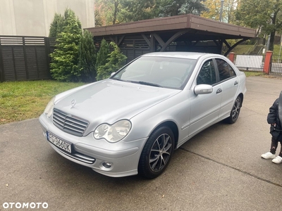 Mercedes-Benz Klasa C 180 T Kompr Avantgarde