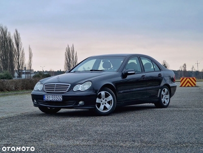 Mercedes-Benz Klasa C 180 T Kompr Classic