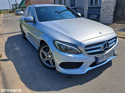 Mercedes-Benz Klasa C 200 T AMG Line