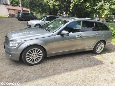 Mercedes-Benz Klasa C 200 T CDI DPF Automatik BlueEFFICIENCY