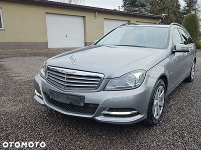 Mercedes-Benz Klasa C 220 T CDI 4Matic 7G-TRONIC Avantgarde