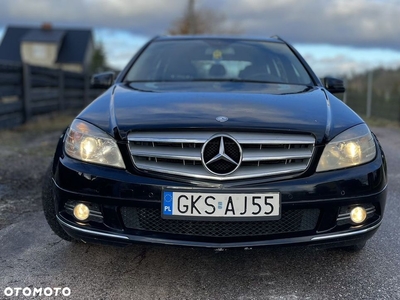 Mercedes-Benz Klasa C 220 T CDI DPF Automatik BlueEFFICIENCY Avantgarde