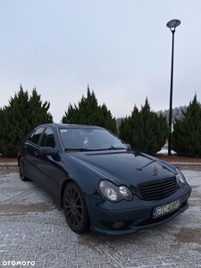 Mercedes-Benz Klasa C 32 T AMG