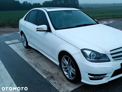 Mercedes-Benz Klasa C 350 4Matic 7G-TRONIC SPORT EDITION