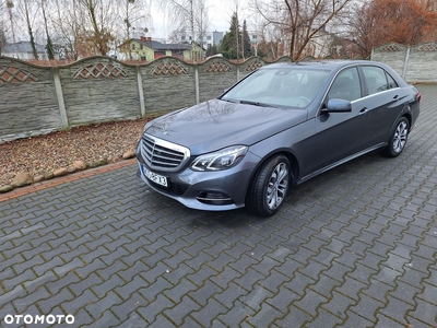 Mercedes-Benz Klasa E 200 BlueTEC 7G-TRONIC