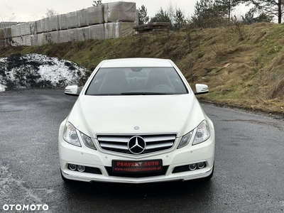 Mercedes-Benz Klasa E 200 CGI BlueEffICIENCY