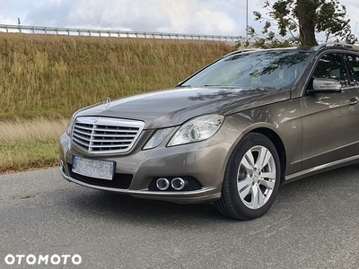 Mercedes-Benz Klasa E 200 T CDI DPF BlueEFFICIENCY Automatik Elegance