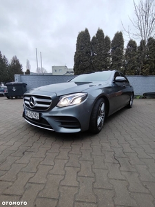 Mercedes-Benz Klasa E 220 d 4-Matic 9G-TRONIC