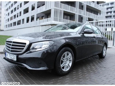 Mercedes-Benz Klasa E 220 d 9G-TRONIC