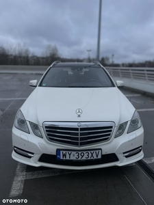 Mercedes-Benz Klasa E 300 T BlueTEC HYBRID 7G-TRONIC Avantgarde