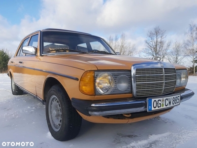 Mercedes-Benz W123