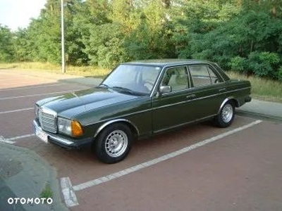 Mercedes-Benz W123