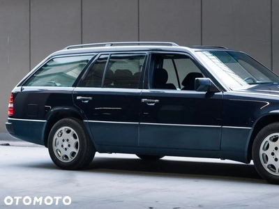 Mercedes-Benz W124 (1984-1993)