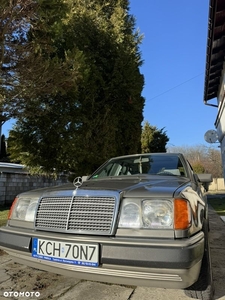 Mercedes-Benz W124 (1984-1993)