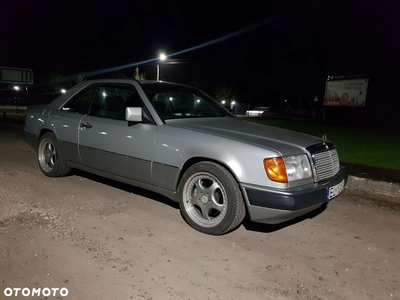 Mercedes-Benz W124 (1984-1993)