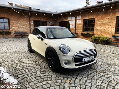 MINI Cooper Standard