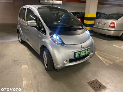 Mitsubishi i-MiEV Standard