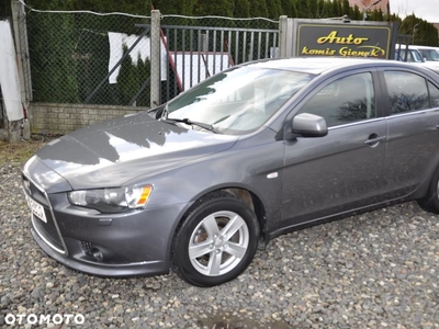 Mitsubishi Lancer 1.5 Invite