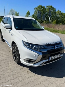 Mitsubishi Outlander 2.0 4WD Plug-In Hybrid