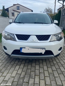 Mitsubishi Outlander 2.0 DID Instyle NAVI