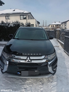 Mitsubishi Outlander 2.0 Instyle + 4WD CVT