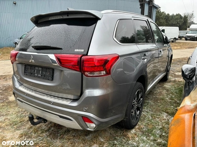 Mitsubishi Outlander 2.4 4WD Plug-In Hybrid Spirit