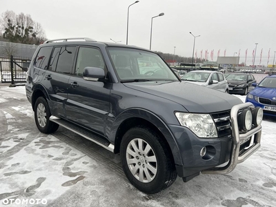 Mitsubishi Pajero 3.8 V6 Instyle