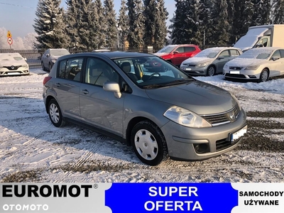 Nissan Tiida 1.6 Visia