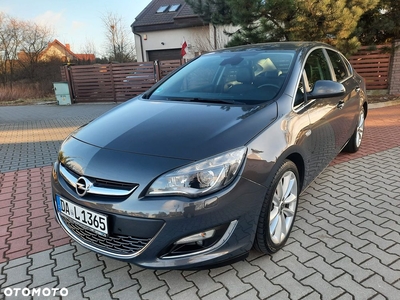 Opel Astra 1.4 Turbo Active