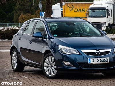 Opel Astra 1.4 Turbo Cosmo