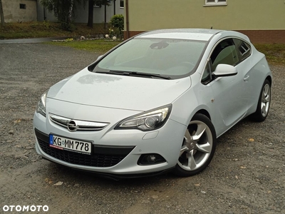 Opel Astra GTC 1.6 Turbo Innovation