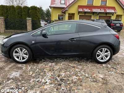 Opel Astra IV GTC 1.6 T Active