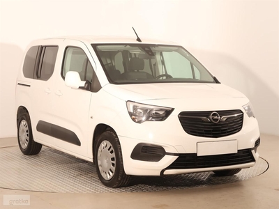 Opel Combo IV , L1H1, VAT 23%, 5 Miejsc