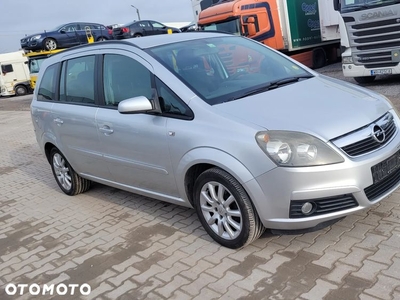 Opel Zafira 1.6 Elegance