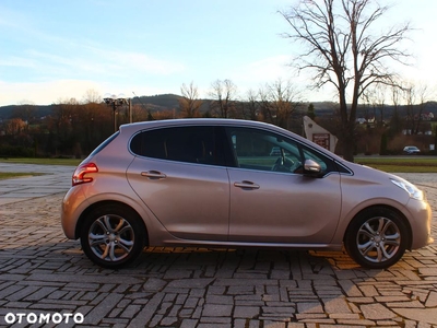 Peugeot 208 120 VTI Intuitive