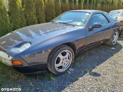 Porsche 928 S4