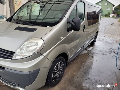 Renault Trafic 2007r. 2.0DCI 115km 9-osobowy