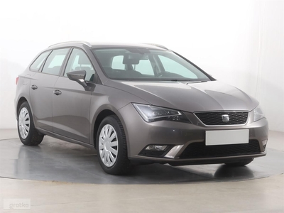 SEAT Leon III , Salon Polska, Serwis ASO, Klimatronic, Tempomat, Parktronic