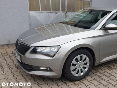 Skoda Superb 2.0 TDI Ambition DSG