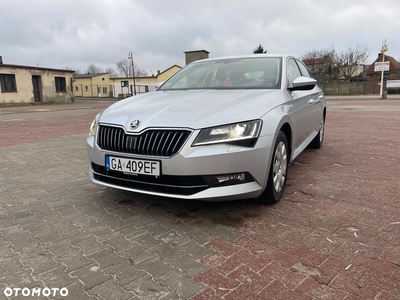 Skoda Superb 2.0 TDI Ambition DSG