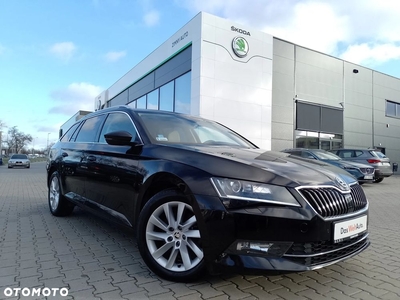 Skoda Superb 2.0 TDI SCR Style DSG