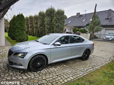 Skoda Superb 2.0 TDI Style DSG