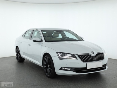 Skoda Superb III , Salon Polska, Serwis ASO, Automat, VAT 23%, Skóra, Xenon,