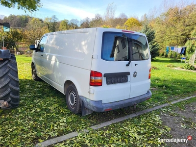 Sprzedam wolkswagena transportera t5